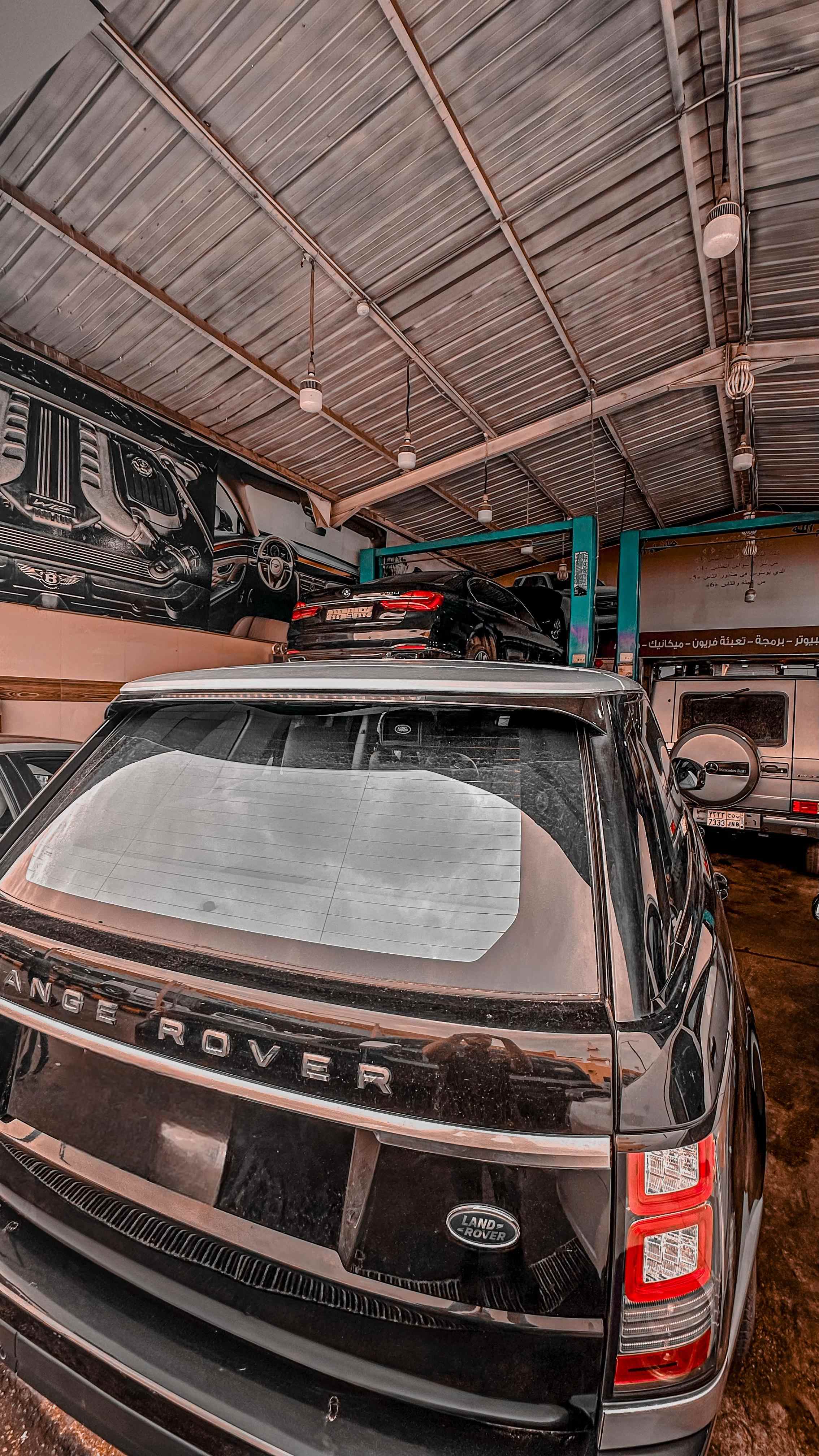 صيانة رنج روفر في مؤسسة المنيعات